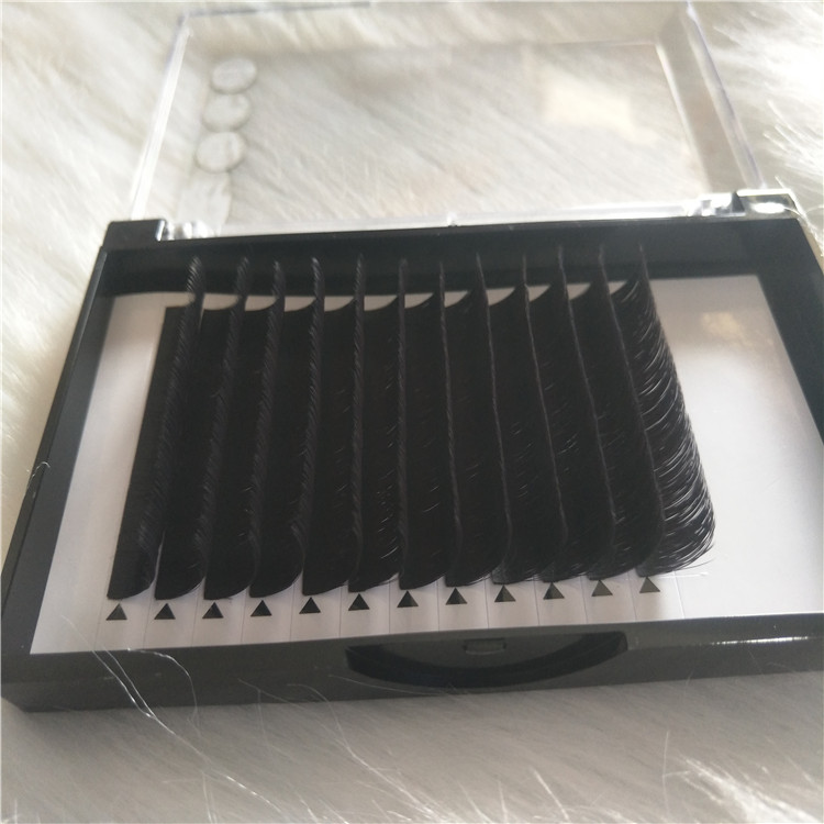 Wholesale Fast Fanning Eyelashes in High Quality and 2019 New Style 